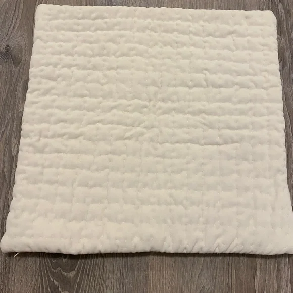 Pottery Barn Washed Velvet Cotton Quilted Cream Sham 20” Sq - Picture 3 of 11